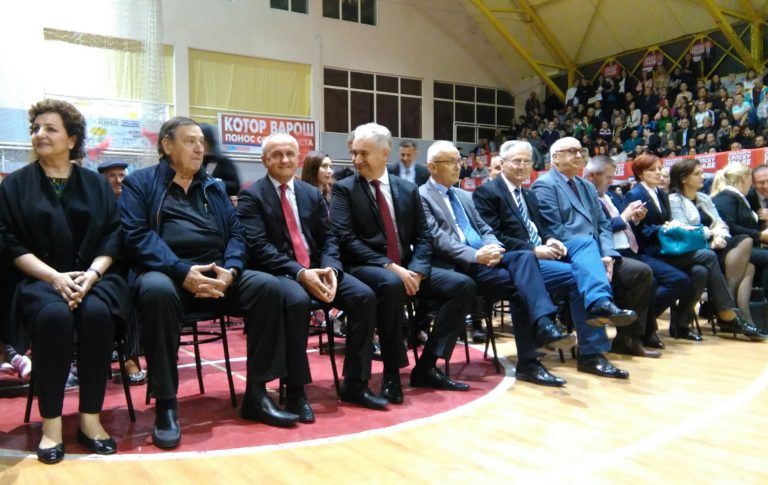 Socijalisti obećali više rada i solidarnosti