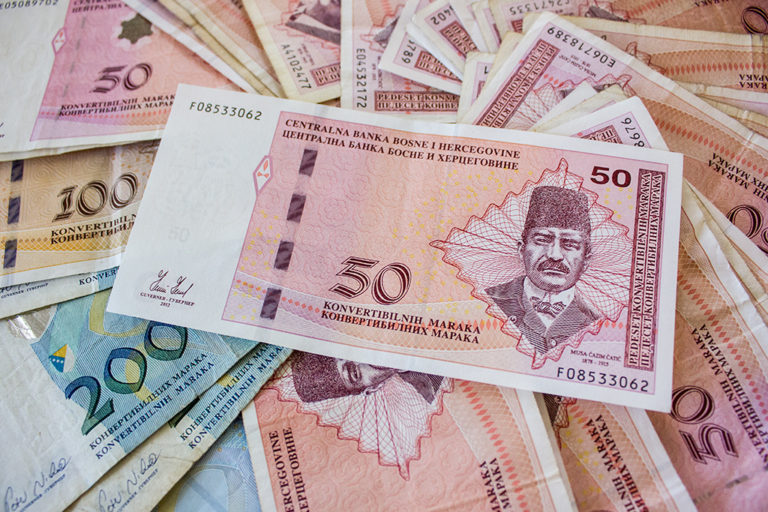 Obezbijeđeno 236 stipendija za studente iz ugroženih kategorija