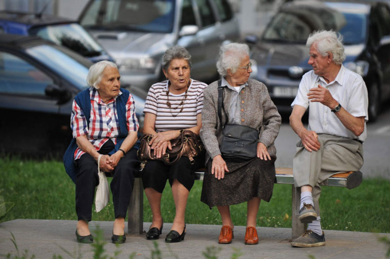 Isplata penzija počinje sutra
