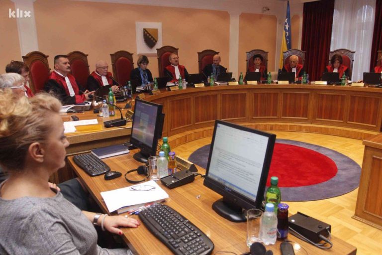 Ustavni sud BiH obustavio odluku o raspisivanju referenduma u RS
