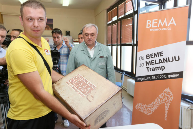 Melanija Tramp zahvalila “Bemi” za poklonjene cipele
