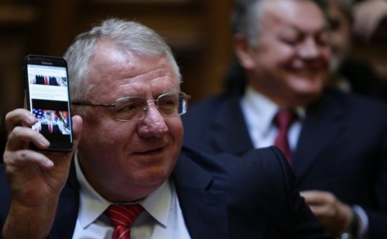 Šešelj šefu Delegacije EU puštao pjesme o Trampu